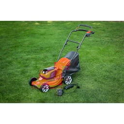 Obrázek #2 k produktu HUSQVARNA LC 137i bez akumulátoru a nabíječky 