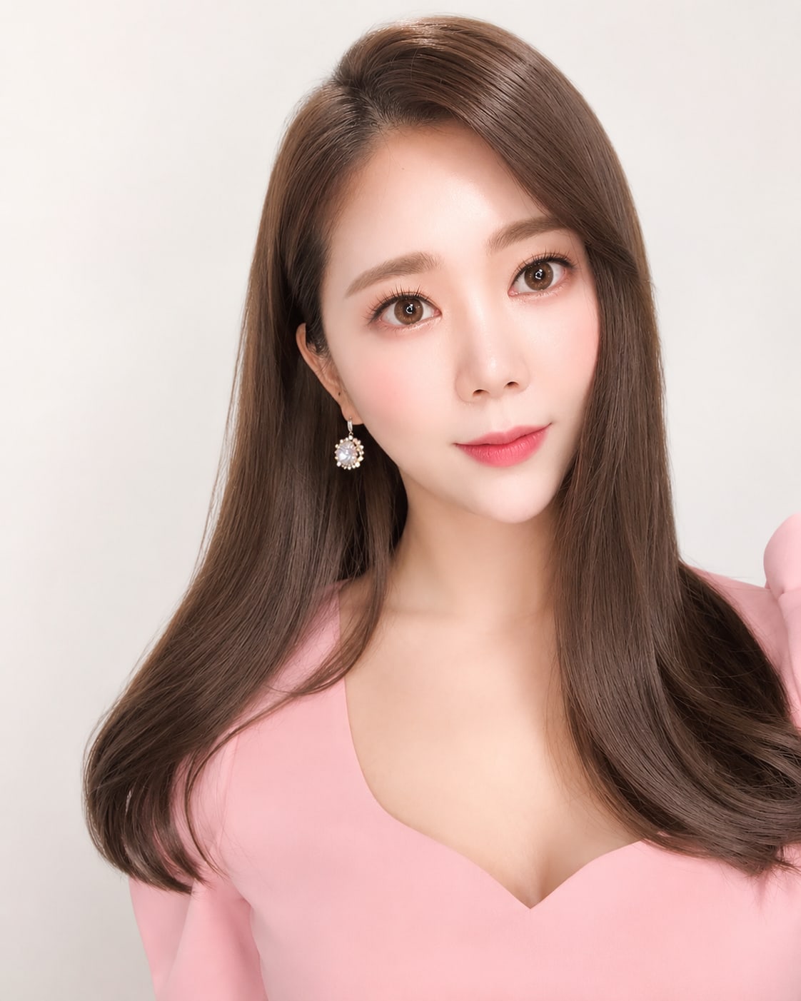 비기닝 아나운서 17/37 — 클린 롱 스트레이트 · 맑은 피부와 정돈된 눈매로 단정하고 신뢰감 있는 인상을 완성했습니다.