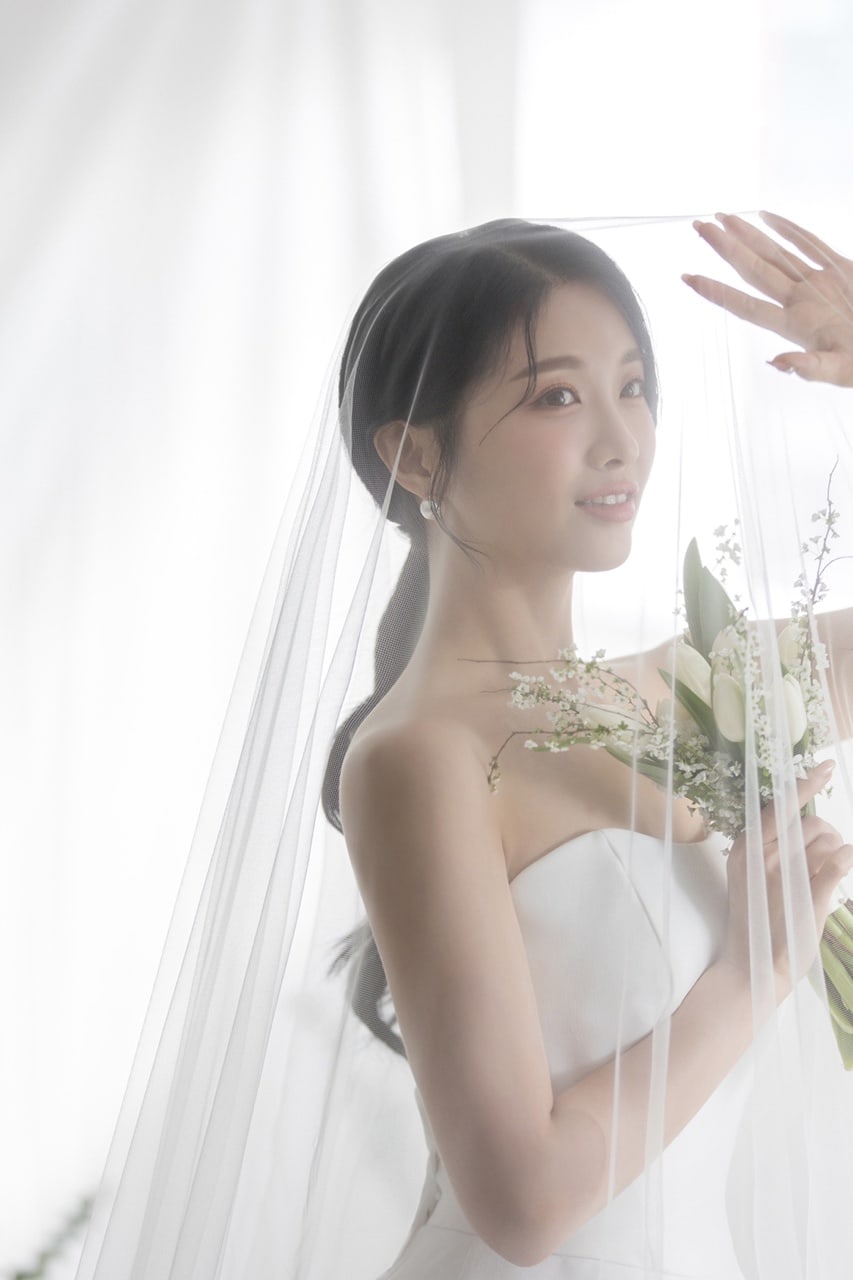 비기닝 커플화보 09/09 — 커플화보 · 자연스러운 커플 포즈 · 감성적인 시선과 표정