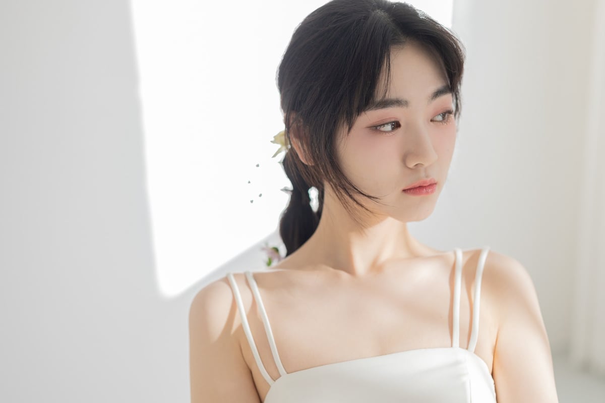 비기닝 내추럴 룩북 07/07 — 내추럴 룩북 · 자연광 중심 · 맑고 깨끗한 피부 표현