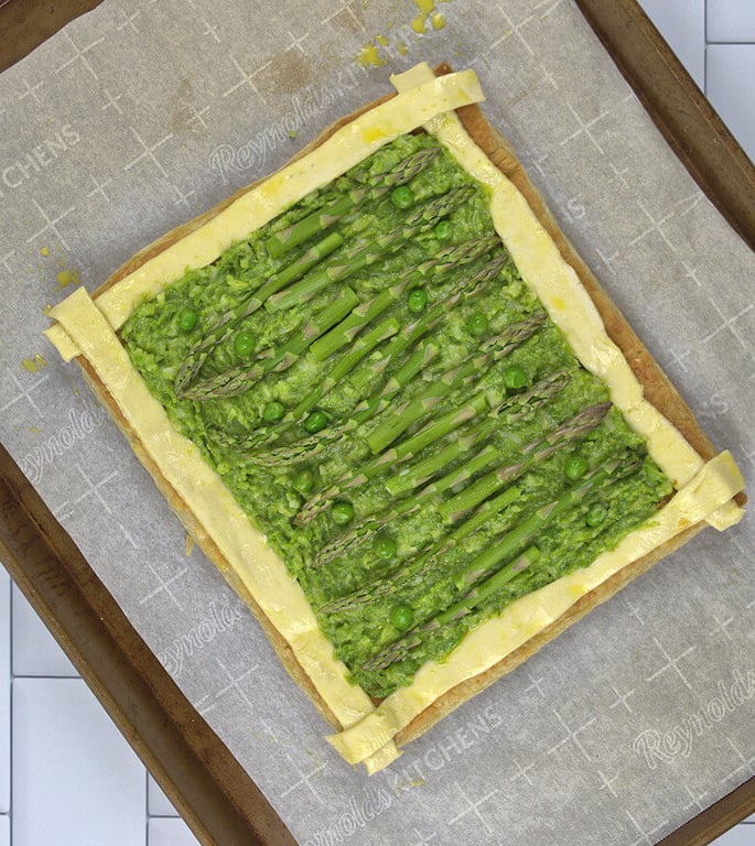 Unbaked asparagus tart