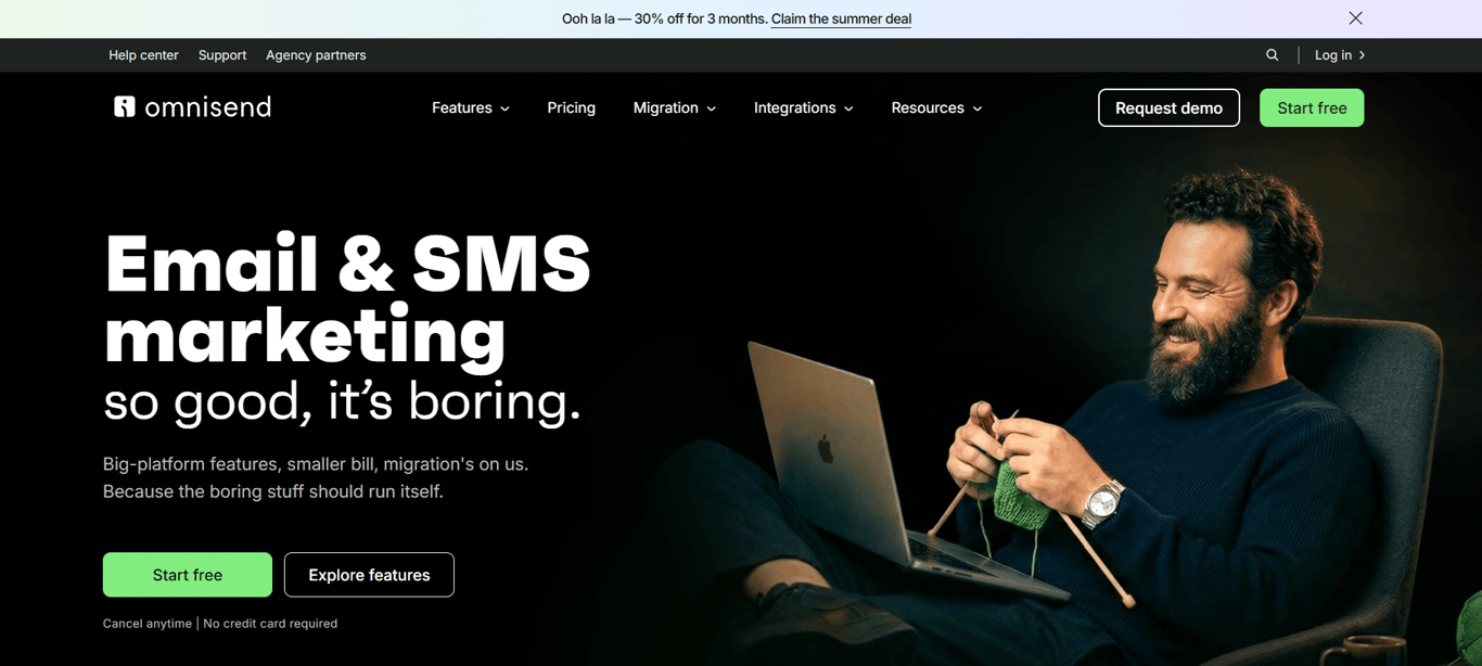 Omnisend workflow builder combining email and SMS automation 