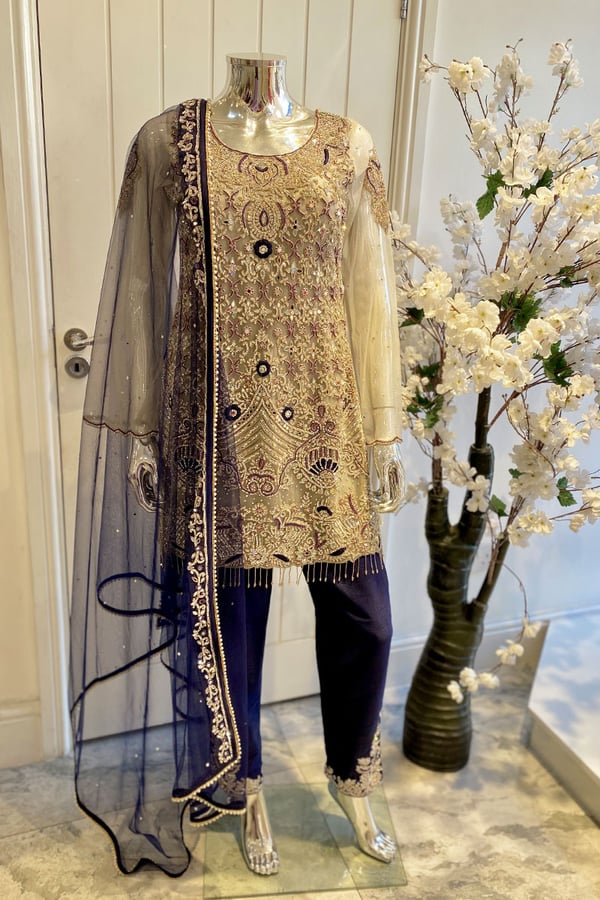 Shiffonz 3 piece heavy embroidered suit - Grey, 6