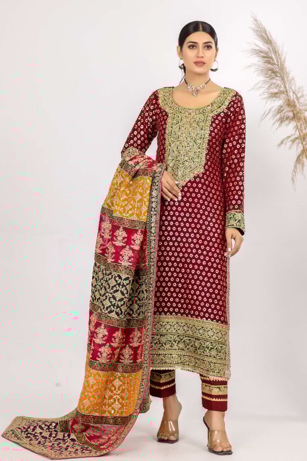 3 Piece mehndi sequence and dori embroidered suit with heavy dupatta - Image 6