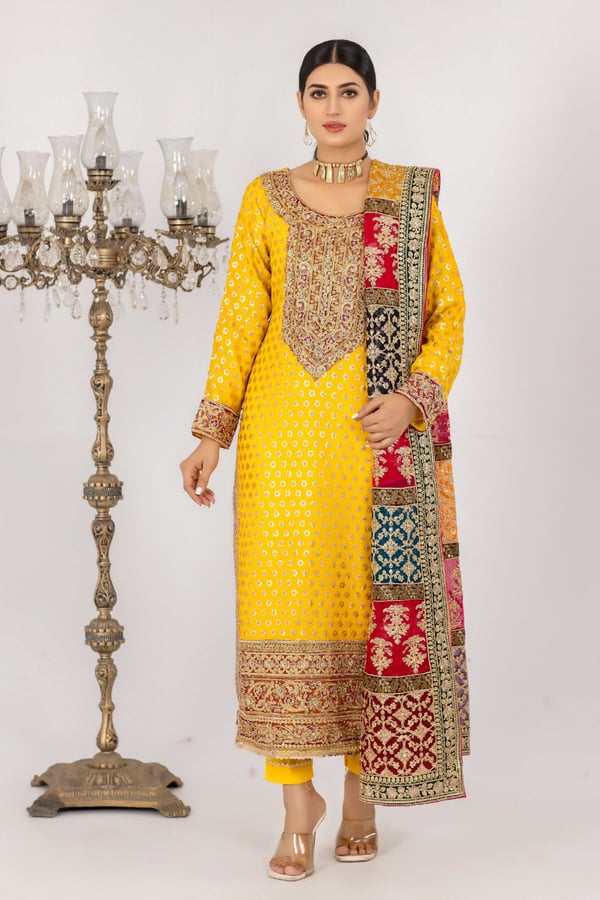 3 Piece mehndi sequence and dori embroidered suit with heavy dupatta - Image 4