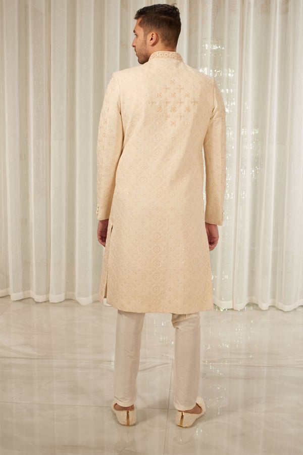 Men's luxury embroidered sherwani - Image 4