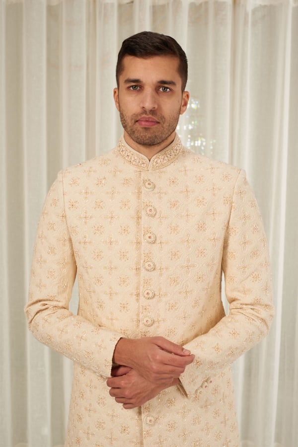 Men's luxury embroidered sherwani - Image 6