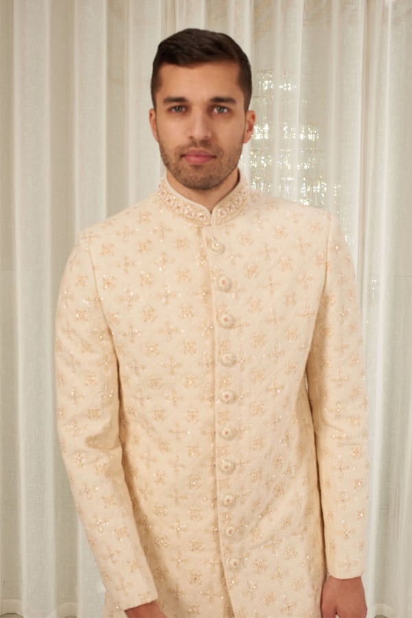 Men's luxury embroidered sherwani - Image 7