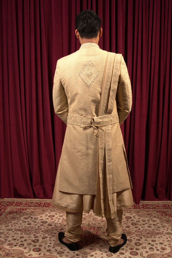 Men's sherwani with inner dupatta trouser and belt - Image 5