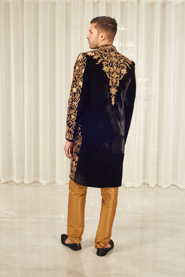 Men's black velvet luxury embroidered sherwani - Image 7
