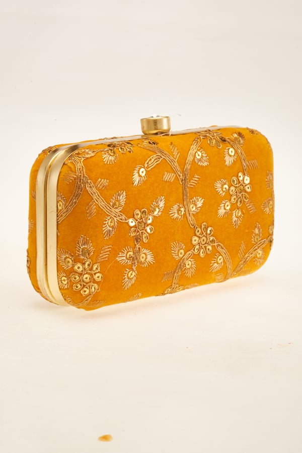 Luxury sequence embroidered clutch - Image 7