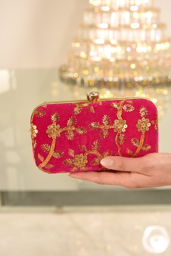 Luxury sequence embroidered clutch - Image 9