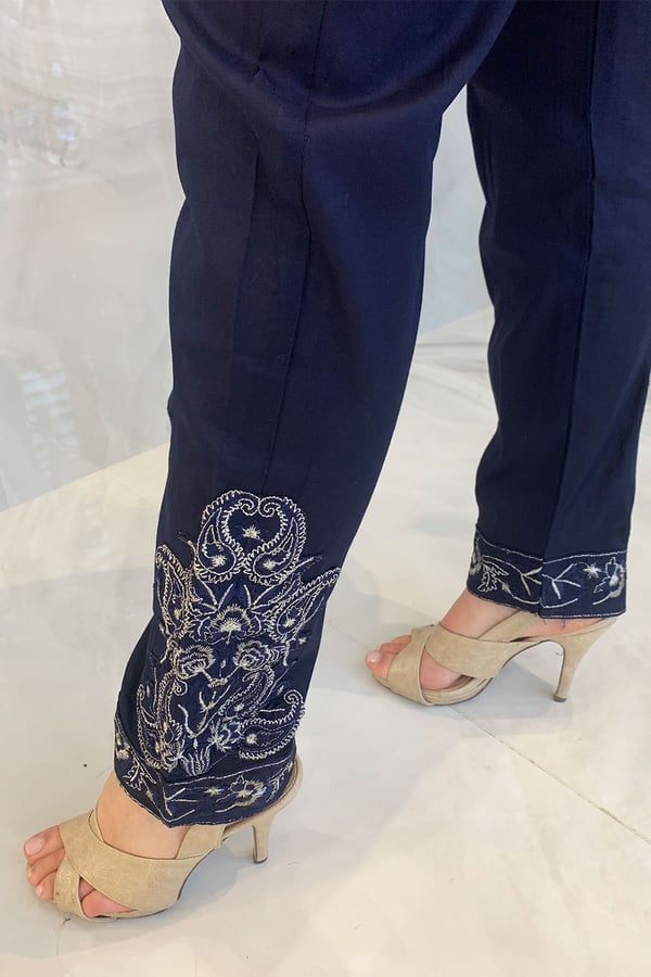 Casual lawn embroidered trousers - Navy, Large