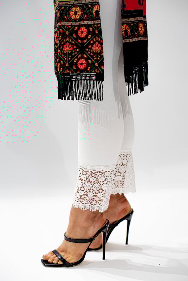 Casual lace embellished leggings - Image 2