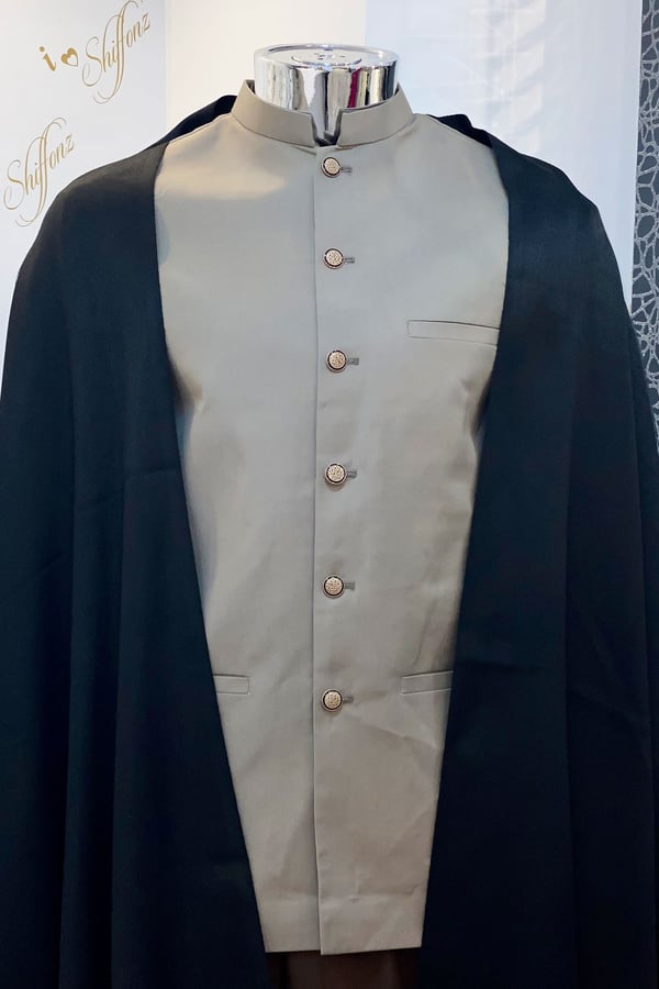 Shiffonz by Simran's men's shawl - Image 2