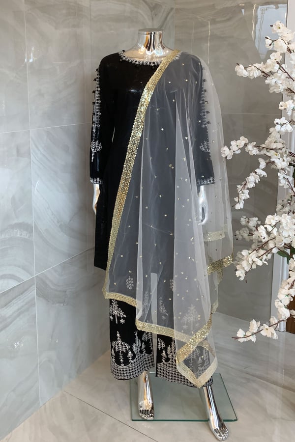 Gold sequence embroidered dupatta