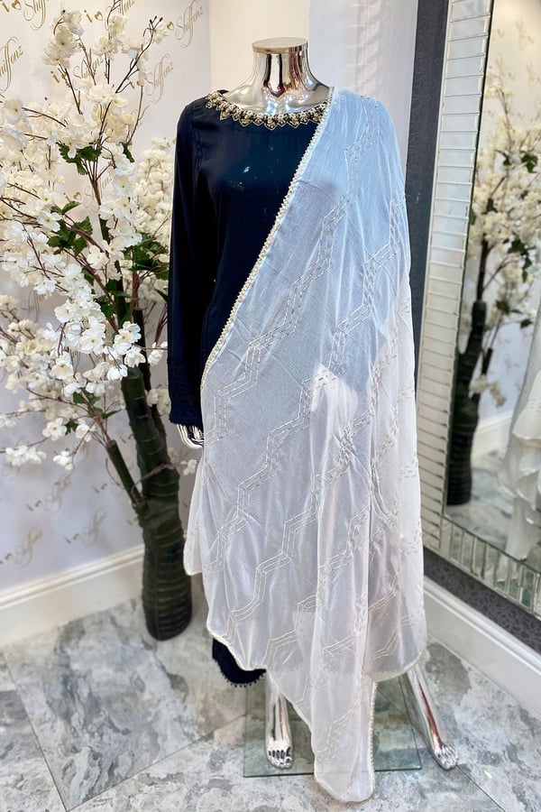 Shiffonz sequence dupatta