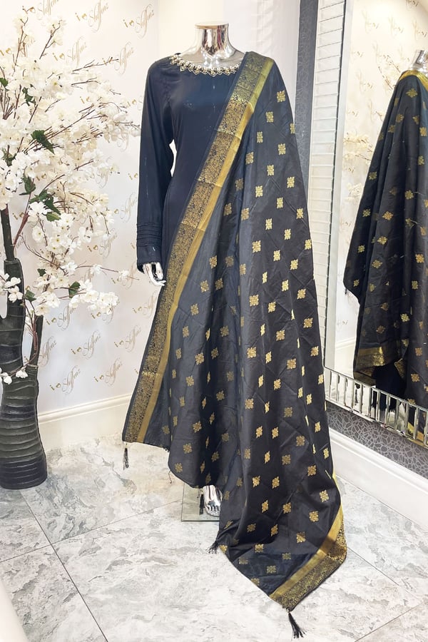 Shiffonz casual printed banarsi dupatta - Image 10