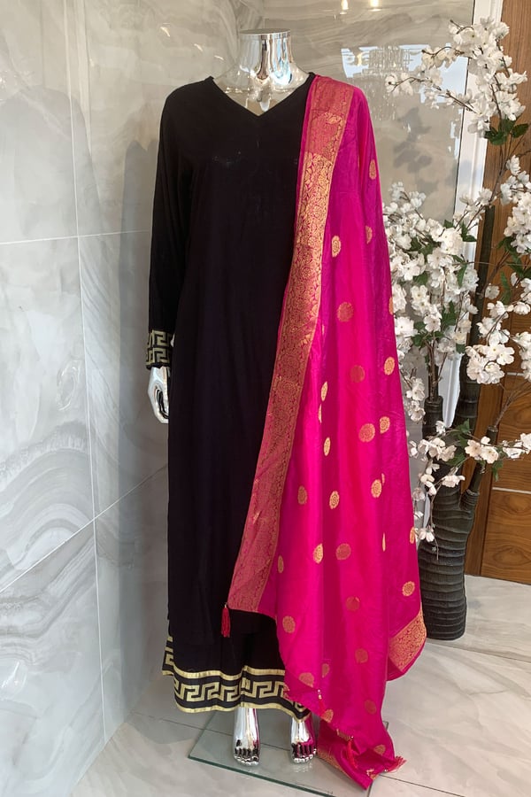 Shiffonz casual printed banarsi dupatta - Image 6