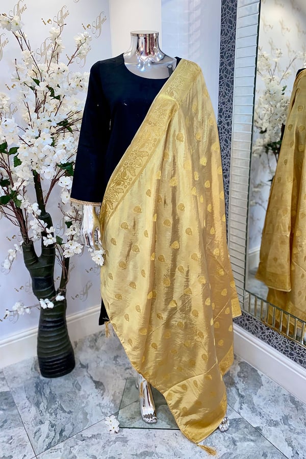 Shiffonz casual printed banarsi dupatta - Image 4