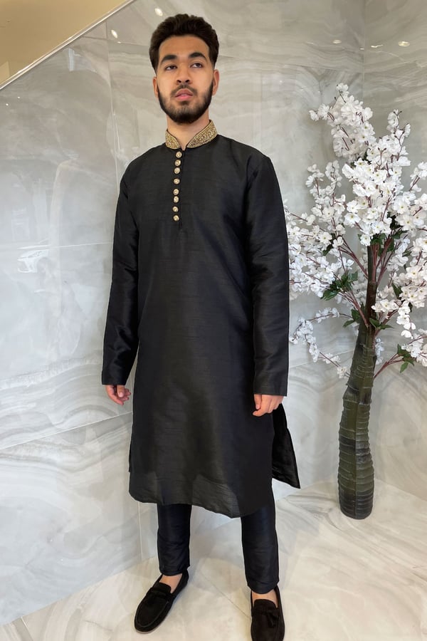 Men's raw silk phatani suit with an embroidered collar - Black, 36