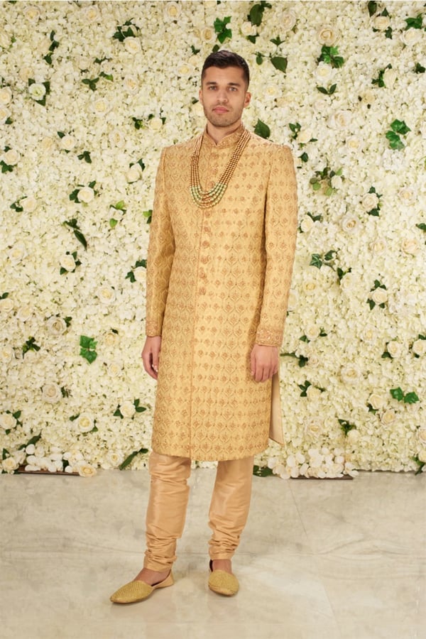Men's sherwani with an embroidered collar