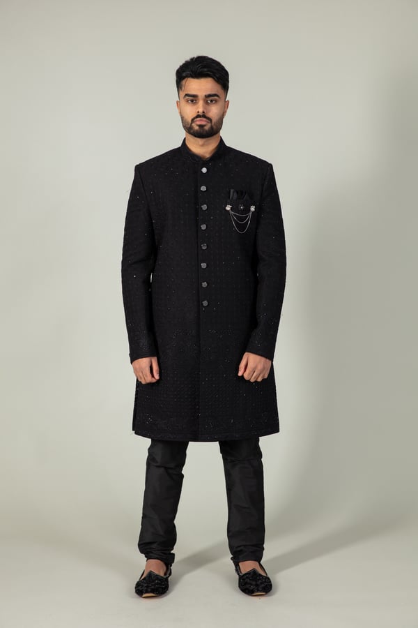 Men's embroidered sherwani