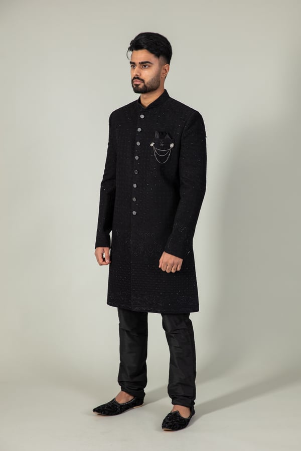 Men's embroidered sherwani - Image 2