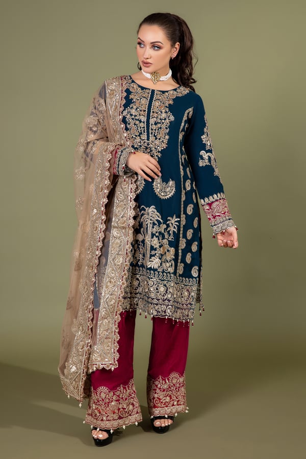 Imrozia embroidered 3 piece suit