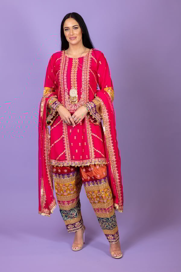 3 Piece chiffon suit with thread work embroidery