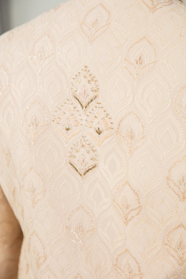 Men's sherwani with churidaar trousers - Image 6