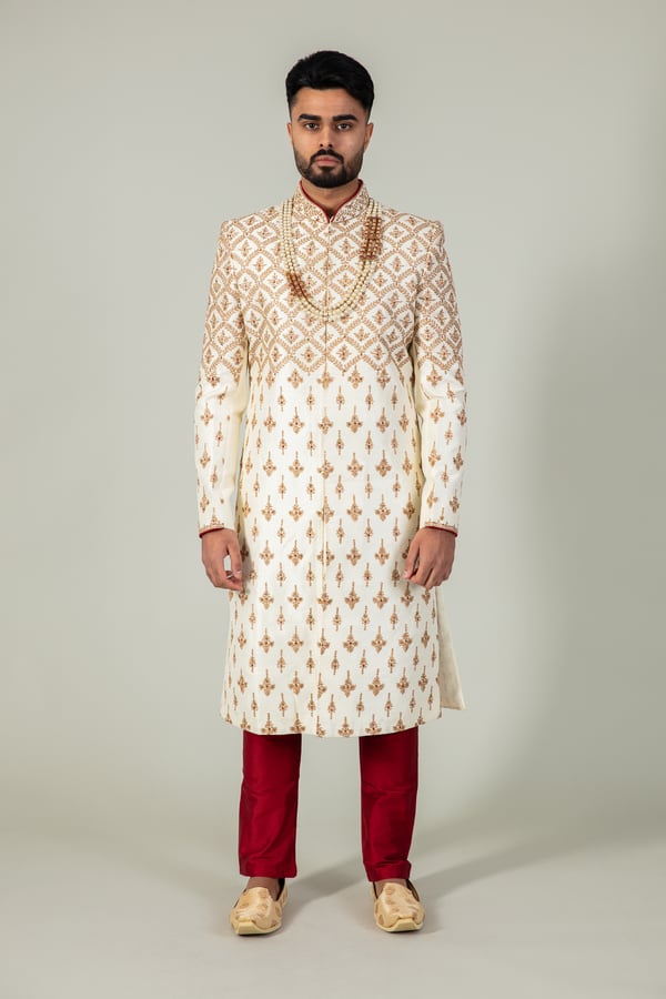 Men's embroidered sherwani