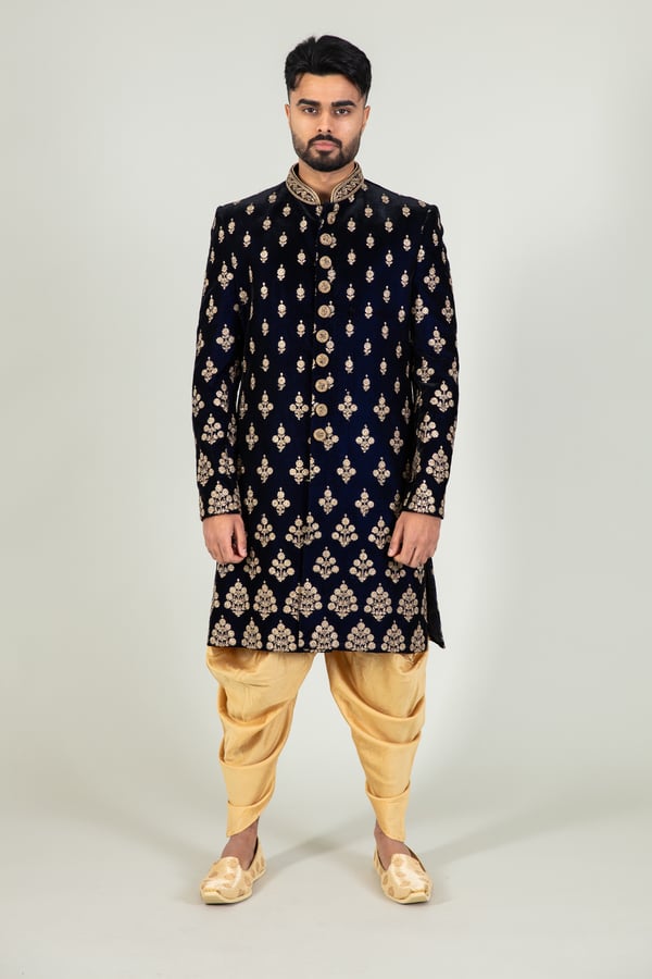 Men's velvet sherwani with a tulip shalwar