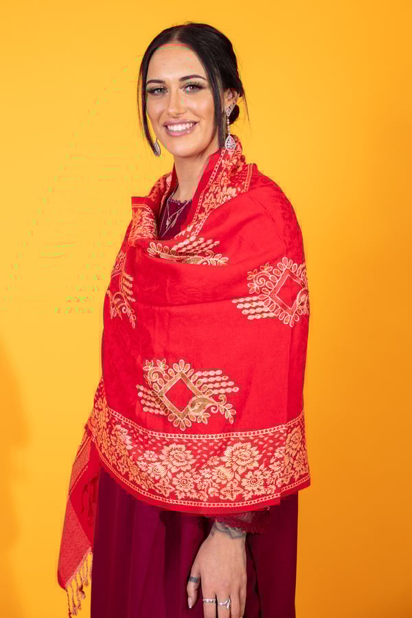 Marina embroidered shawl - Image 2