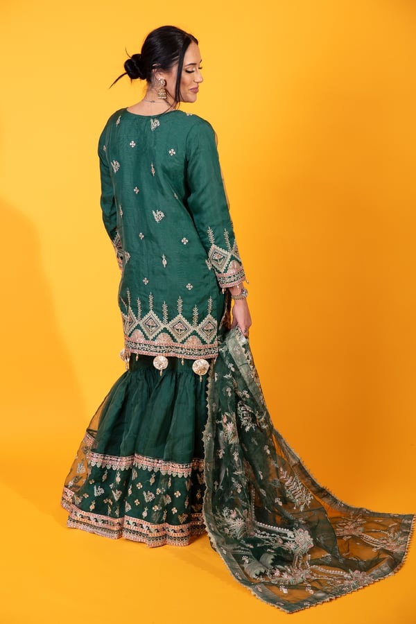 Qalamkar mehndi 3 piece gharara suit - Image 3