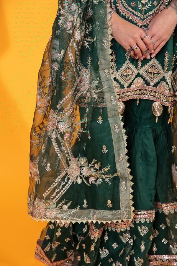 Qalamkar mehndi 3 piece gharara suit - Image 11