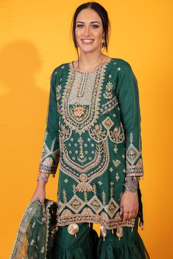 Qalamkar mehndi 3 piece gharara suit - Image 4