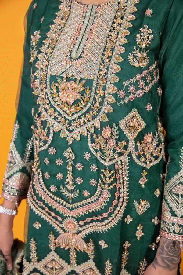 Qalamkar mehndi 3 piece gharara suit - Image 7