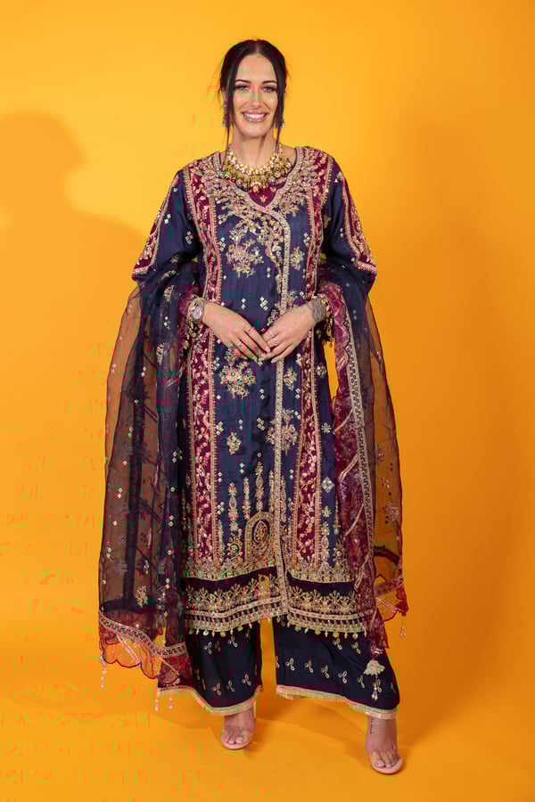 Qalamkar 3 piece raw silk plazo suit