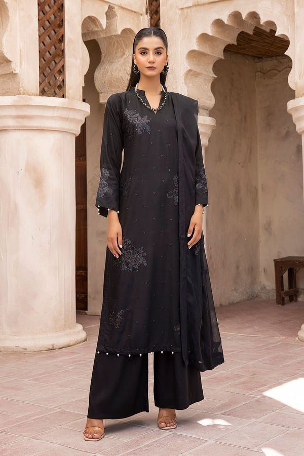 Sequence collection 3 piece khaddi suit
