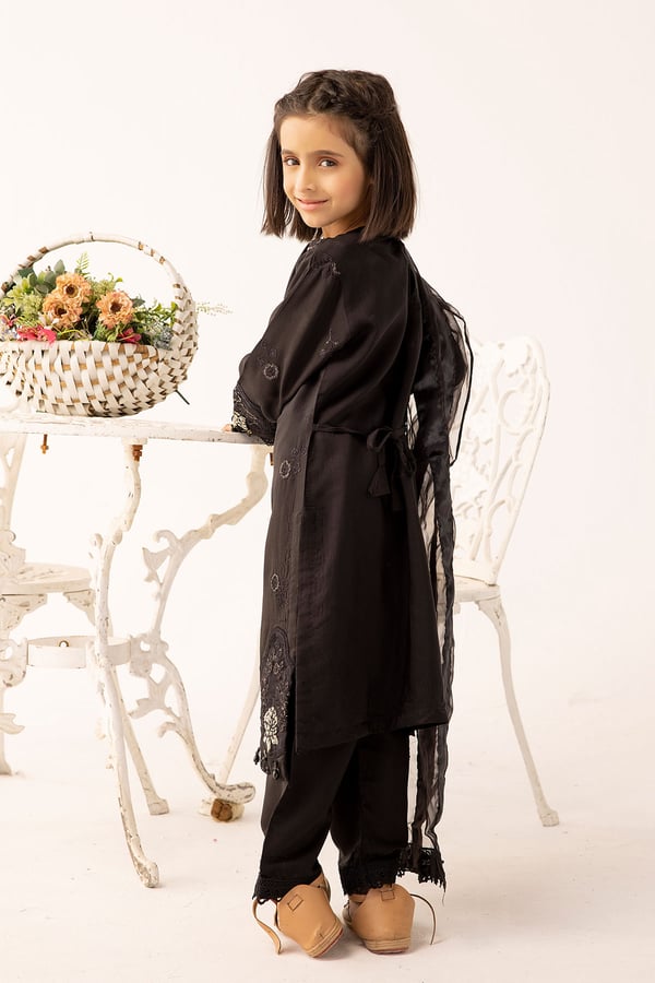 Aleezah kids 3 piece mother and daughter collection - Image 4