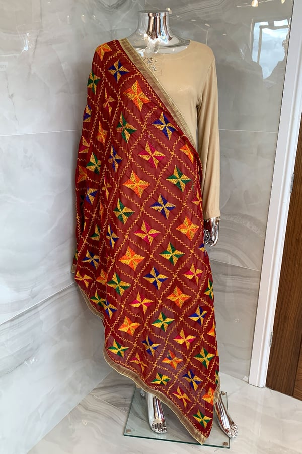 Phulkari thread work embroidered dupatta - Maroon, FREE SIZE