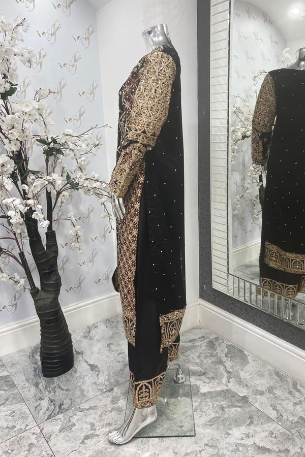 Shiffonz 3 piece dori work embroidered suit - Image 2