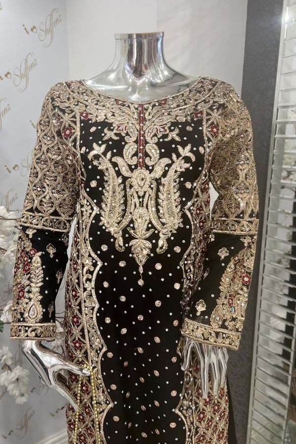 Shiffonz 3 piece dori work embroidered suit - Image 4