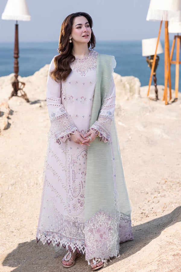 Qalamkaar 3 piece chikankari embroidered suit