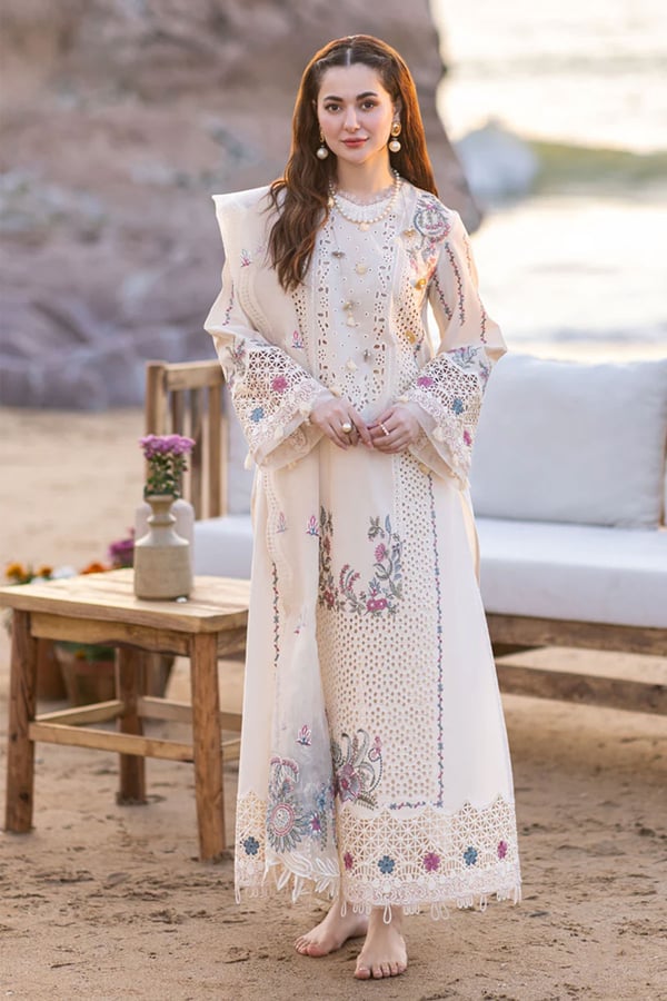 Qalamkaar 3 piece chikankari suit
