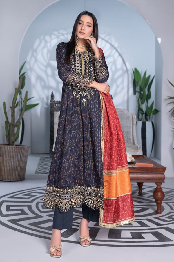 3 Piece peplum lawn printed suit - Image 2