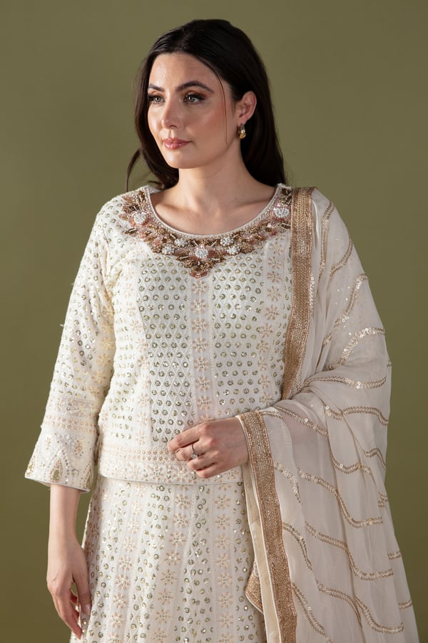 3 Piece Chikankari embroidered lengha choli - Image 3