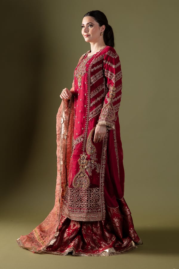 Maria b wedding collection 3 piece lengha suit - Image 3
