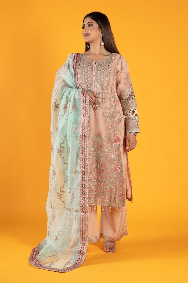 3 Piece cut work embroidered suit - Image 2